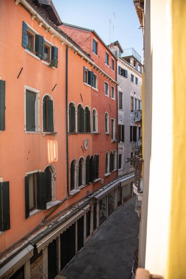 Wow Suite 5 Min From San Marco Venedig Exteriör bild